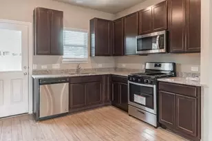 24711 Kessing Creek Ln, Houston, TX 77336 - Photo 10