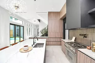 5414 John Dreaper Dr, Houston, TX 77056 - Photo 16