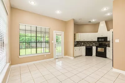 224 N Ranch House Road, Angleton, TX 77515 - Photo 12