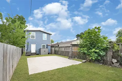 306 E 38th Street, Houston, TX 77018 - Photo 26