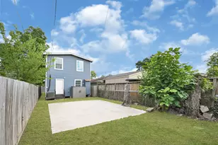 306 E 38th St, Houston, TX 77018 - Photo 26