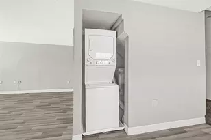 306 E 38th St, Houston, TX 77018 - Photo 8