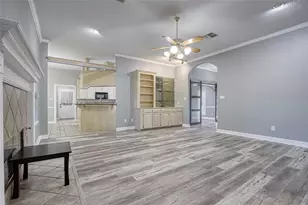 9 N Cay Ct, Angleton, TX 77515 - Photo 10