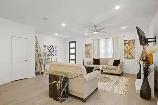 1013 Carnation Dr, Crowley, TX 76036 - Photo 12