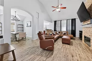 6730 Oakleaf Trail Ln, Richmond, TX 77407 - Photo 8