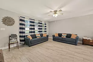 2267 Triway Ln, Houston, TX 77043 - Photo 8