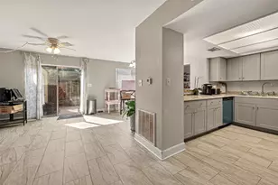 2267 Triway Ln, Houston, TX 77043 - Photo 16