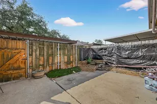 2267 Triway Ln, Houston, TX 77043 - Photo 34