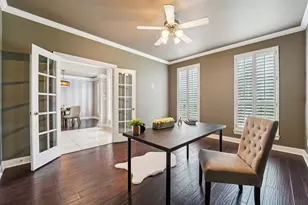 1611 Hill Spring Dr, Sugar Land, TX 77479 - Photo 20