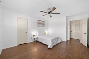 7714 Renwick Dr, Houston, TX 77081 - Photo 18