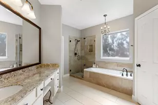 31 S Chandler Creek Cir, The Woodlands, TX 77381 - Photo 12