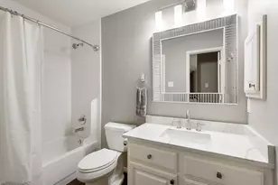 31 S Chandler Creek Cir, The Woodlands, TX 77381 - Photo 20