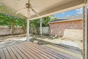 808 Fleetwood Pl Dr, Houston, TX 77079 - Photo 28