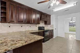 6281 25th St, Groves, TX 77619 - Photo 6