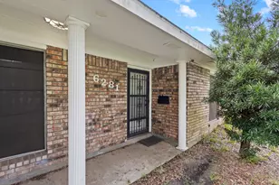 6281 25th St, Groves, TX 77619 - Photo 2