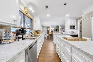 15621 Elwood Dr, Jersey Village, TX 77040 - Photo 6