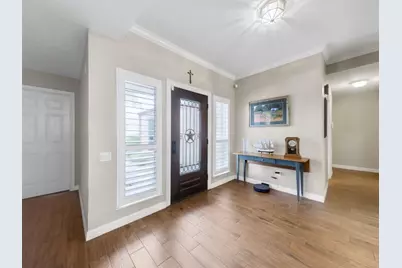 15621 Elwood Drive, Jersey Village, TX 77040 - Photo 2
