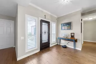 15621 Elwood Dr, Jersey Village, TX 77040 - Photo 2