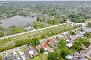 15621 Elwood Dr, Jersey Village, TX 77040 - Photo 10