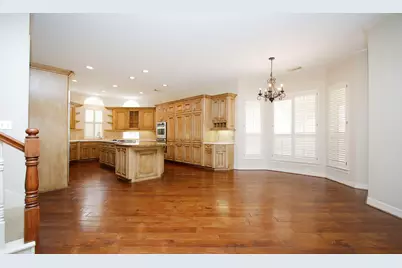 8 Epernay Place, Jersey Village, TX 77040 - Photo 16