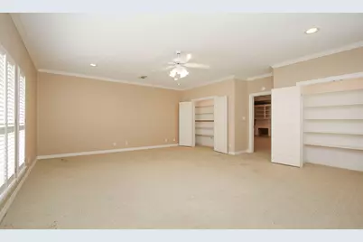 8 Epernay Place, Jersey Village, TX 77040 - Photo 34