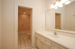 8 Epernay Pl, Jersey Village, TX 77040 - Photo 30