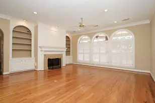 8 Epernay Pl, Jersey Village, TX 77040 - Photo 8