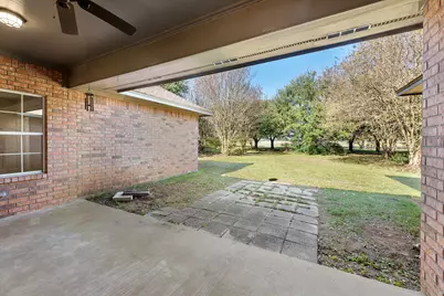 417 W Morgan Street, Franklin, TX 77856 - Photo 40