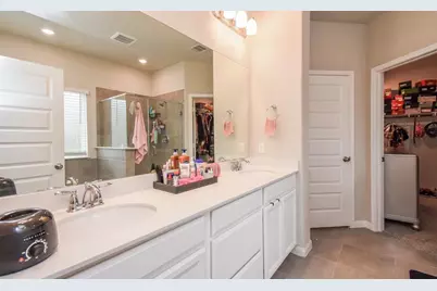 6927 Ventura Drive, Rosharon, TX 77583 - Photo 8