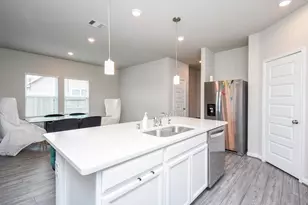 6927 Ventura Dr, Rosharon, TX 77583 - Photo 4