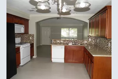 12827 Mills Breeze Drive, Houston, TX 77070 - Photo 6
