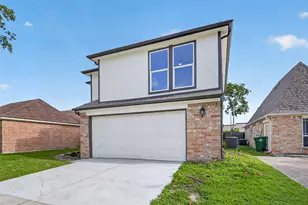 13834 Sheri Hollow Ln, Houston, TX 77082 - Photo 2