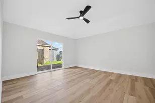 13834 Sheri Hollow Ln, Houston, TX 77082 - Photo 24