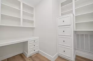 13834 Sheri Hollow Ln, Houston, TX 77082 - Photo 32