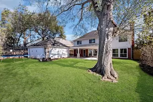 4422 Warwick Dr, Sugar Land, TX 77479 - Photo 30