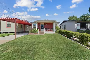 1227 Common Park Dr, Houston, TX 77009 - Photo 2