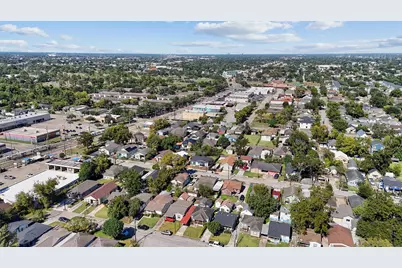 1227 Common Park Drive, Houston, TX 77009 - Photo 30