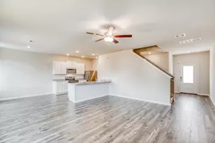 8119 Sunberry Shadow Dr, Houston, TX 77016 - Photo 6