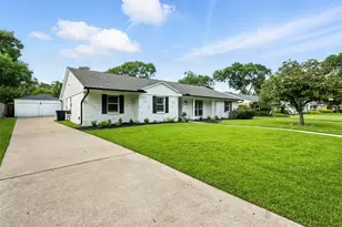 10718 Chevy Chase Dr, Houston, TX 77042 - Photo 4