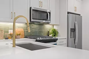 1225 Delano St, Austin, TX 78721 - Photo 8