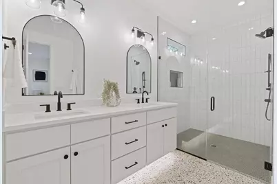1225 Delano Street #1, Austin, TX 78721 - Photo 14