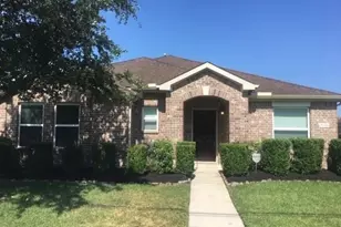 2016 Leisure Ln, League City, TX 77573 - Photo 1