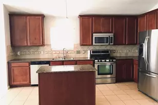 2016 Leisure Ln, League City, TX 77573 - Photo 4