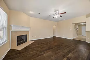 11927 Golden Lodge Ln, Houston, TX 77066 - Photo 4