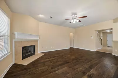 11927 Golden Lodge Lane, Houston, TX 77066 - Photo 4
