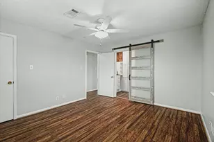 1190 Sailfish St, Bayou Vista, TX 77563 - Photo 16