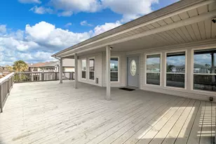 1190 Sailfish St, Bayou Vista, TX 77563 - Photo 2