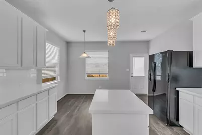 5327 Cj Walker Lane, Houston, TX 77048 - Photo 10