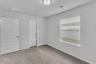 5327 CJ Walker Ln, Houston, TX 77048 - Photo 32