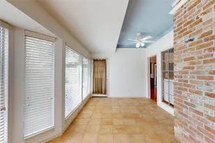 2218 River Falls Dr, Houston, TX 77339 - Photo 30